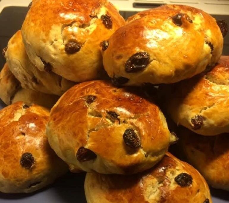 Τα πιο αφράτα νηστίσιμα σταφιδόψωμα