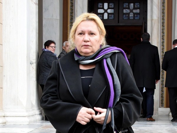 Καίτη Φίνου: «Ντρέπομαι για πολλά που είμαι Ελληνίδα» – Η οργισμένη ανάρτηση μετά το εξιτήριο