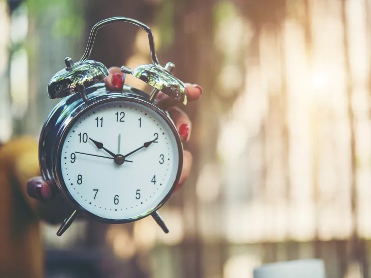 ΕΚΤΑΚΤΟ: Αλλάζουν οι ώρες κοινής ησυχίας – Όσα θα απαγορεύονται