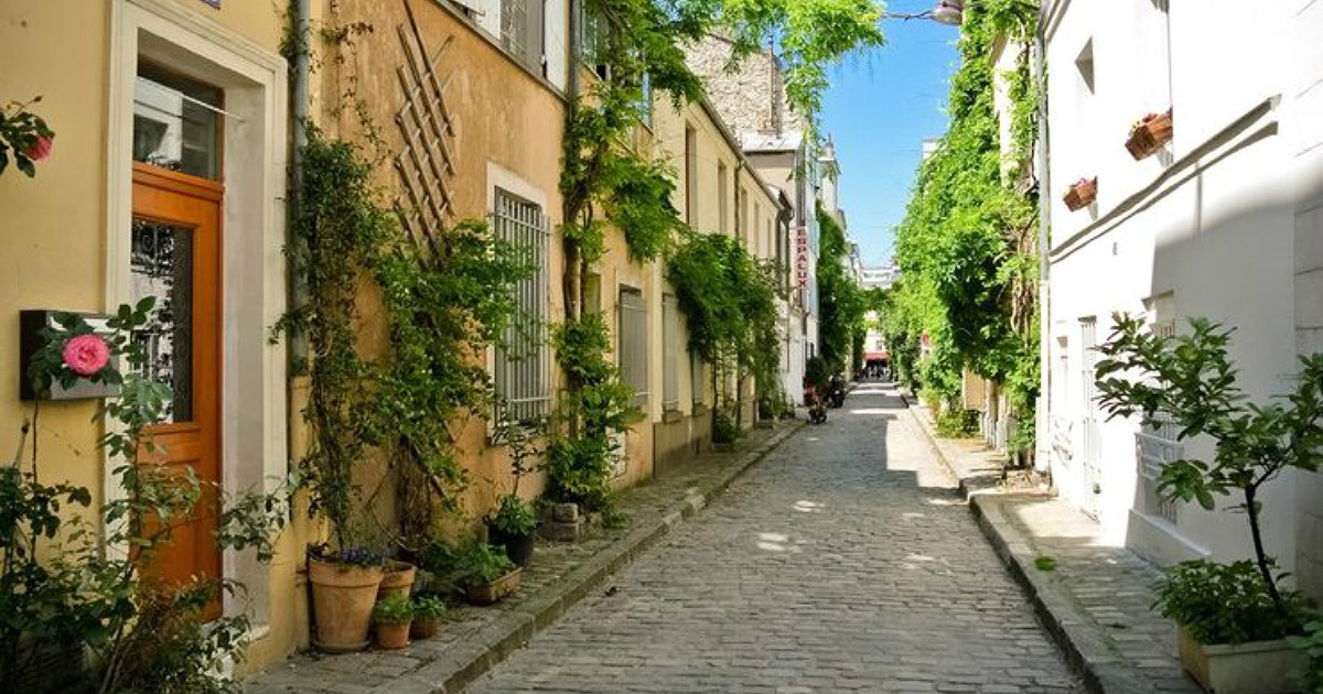 Οδός Θερμοπυλών: Το πιο γραφικό δρομάκι του Παρισιού έχει ελληνικό όνομα!