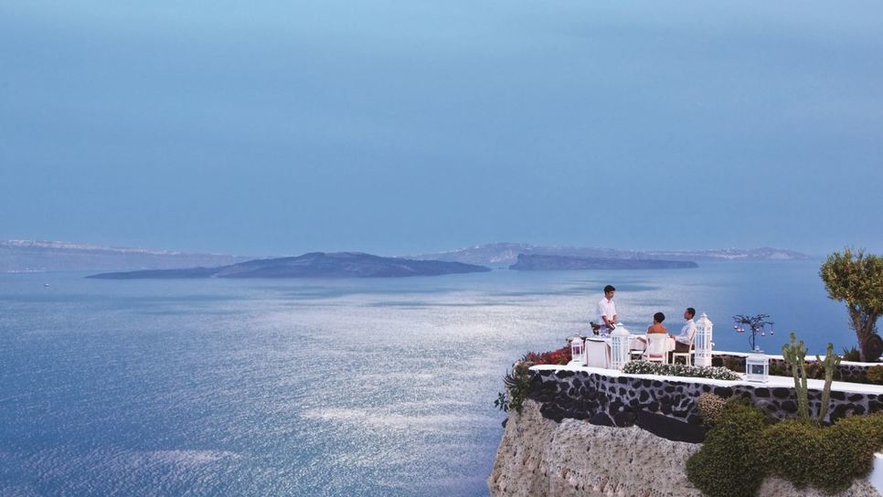 Το εστιατόριο με την πιο εντυπωσιακή θέα στον κόσμο είναι ελληνικό