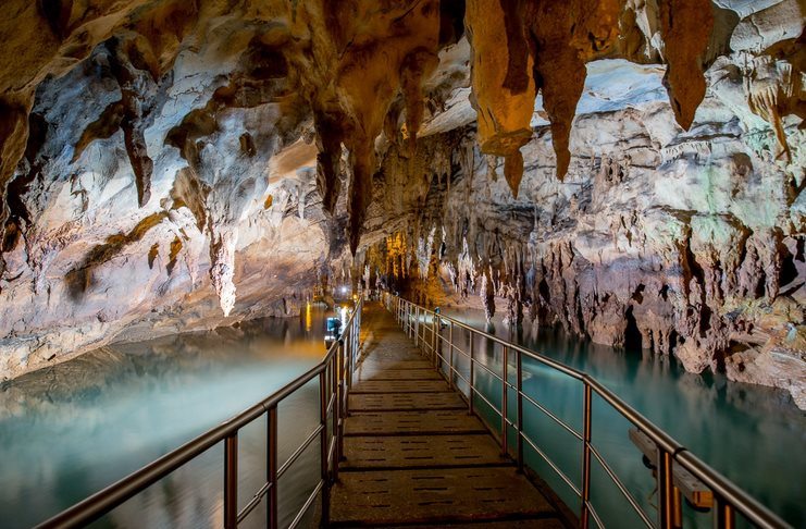 Ένα από τα μεγαλύτερα ποτάμια σπήλαια του κόσμου βρίσκεται στην Ελλάδα