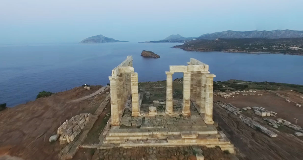 Ο επιβλητικός Ναός του Ποσειδώνα στο Σούνιο σε ένα βίντεο όπως δεν τον έχετε ξαναδεί