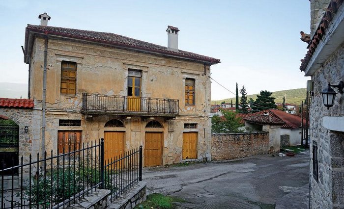 antipalo-deos-tis-arachovas-ena-magiko-chorioudaki-25-ores-apo-tin-athina