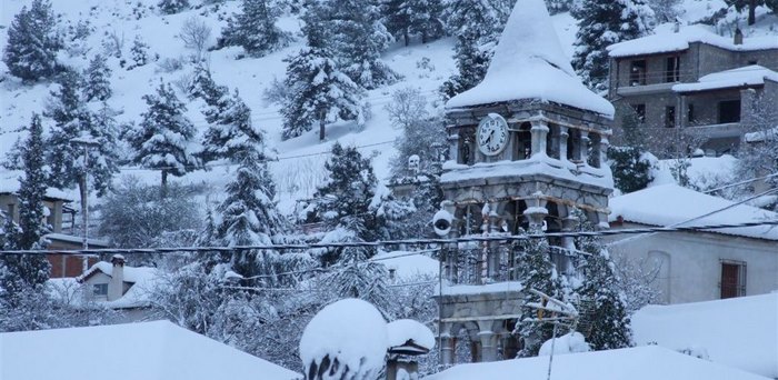 antipalo-deos-tis-arachovas-ena-magiko-chorioudaki-25-ores-apo-tin-athina