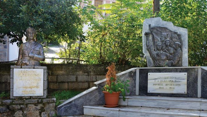 antipalo-deos-tis-arachovas-ena-magiko-chorioudaki-25-ores-apo-tin-athina