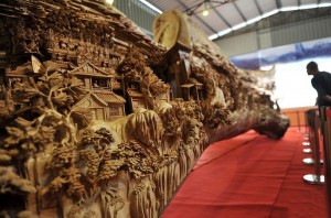 longest_wooden_carving_masterpiece_2