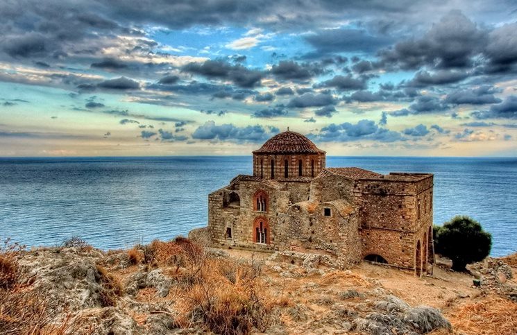 Υπέροχο βίντεο παρουσιάζει τις ομορφιές της Μονεμβασιάς! Δείτε το..