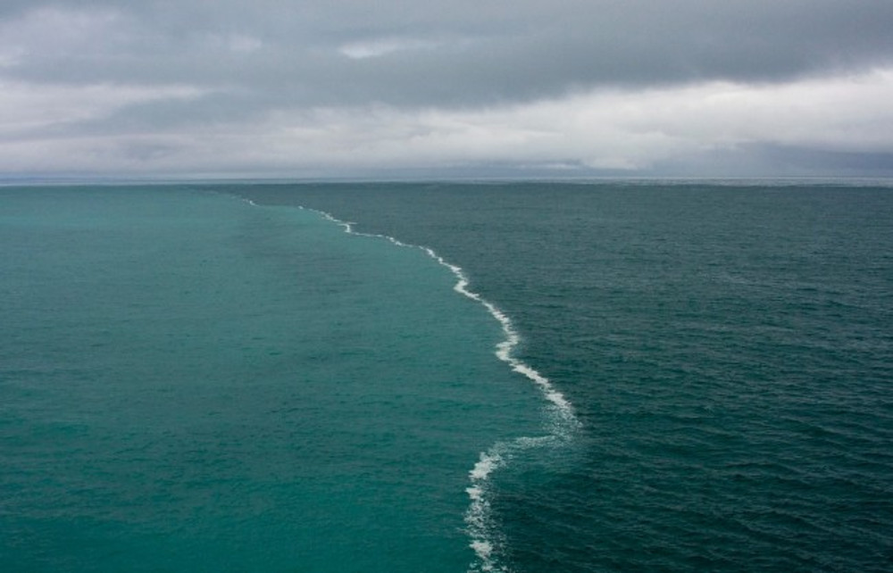 Όχι, οι εικόνες ΔΕΝ απεικονίζουν το σημείο που οι Ωκεανοί ενώνονται