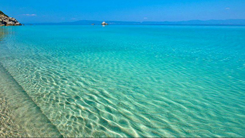 Το Δάκρυ της Αφροδίτης: Η πιο φυσική εντυπωσιακή πισίνα – θάλασσα του κόσμου βρίσκεται στην Ελλάδα