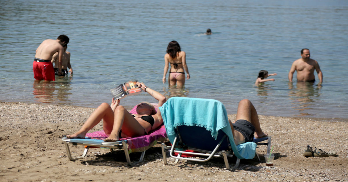 Ούτε να το σκέφτεστε! Σ’ αυτές τις παραλίες απαγορεύεται δια ροπάλου το κολύμπι