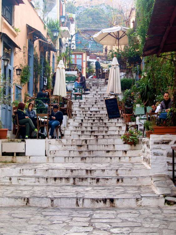 Η γειτονιά των ονείρων: Η πιο παλιά αλλά και πιο όμορφη συνοικία της Αθήνας έχει ιστορία 3.500 χρόνων!