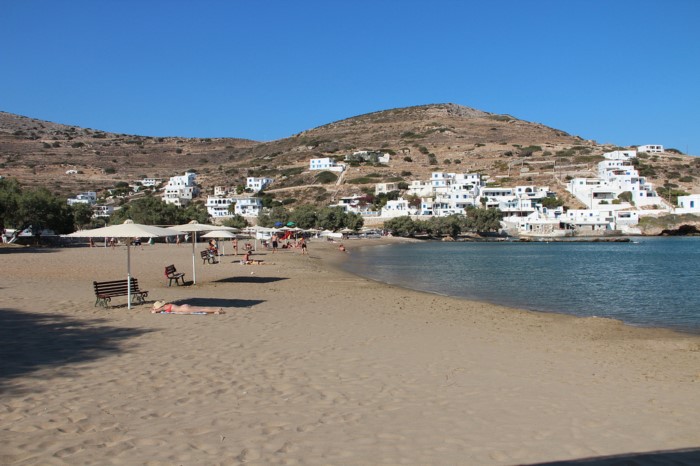 Η «μικρή κυρία» των Κυκλάδων: Το νησάκι των 300 κατοίκων με την σπάνια ομορφιά που λάτρεψε και ύμνησε ο Ελύτης