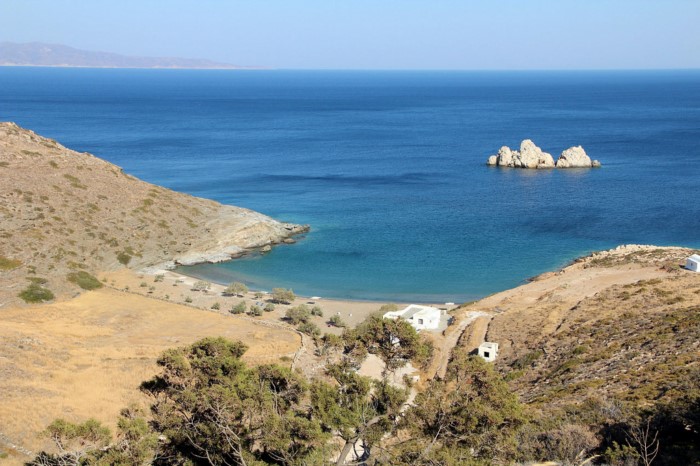 Η «μικρή κυρία» των Κυκλάδων: Το νησάκι των 300 κατοίκων με την σπάνια ομορφιά που λάτρεψε και ύμνησε ο Ελύτης