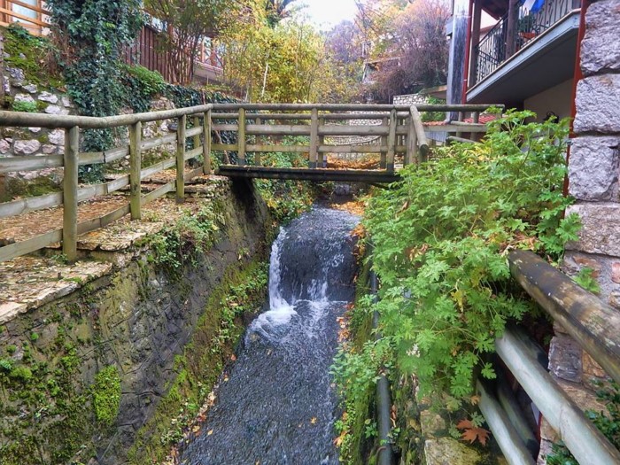 12 ελληνικά χωριά που πρέπει να επισκεφτείς μια φορά στη ζωή σου