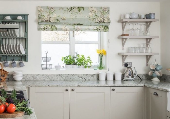 Το σπίτι ηλικίας 300 ετών που εξωτερικά δεν μοιάζει κάτι ιδιαίτερο, μέχρι να περάσεις στο εσωτερικό του