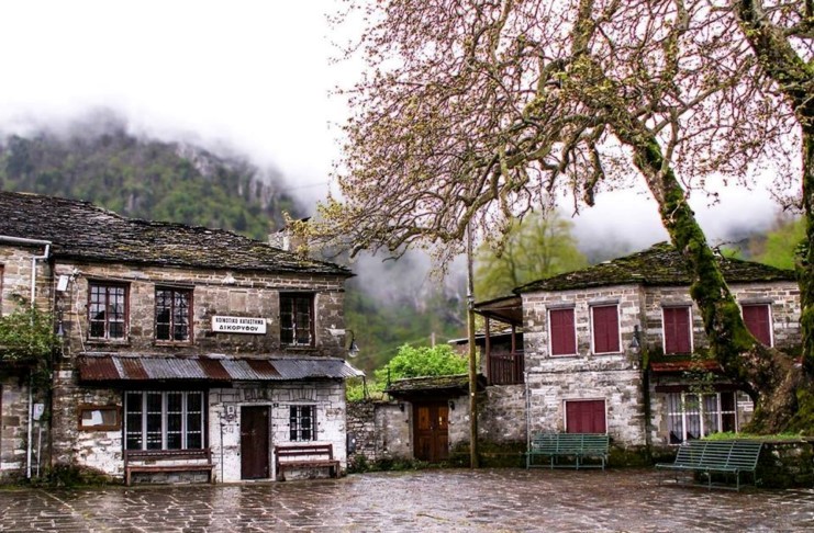 Ο άγνωστος «παράδεισος» των Ιωαννίνων: Ένα κουκλίστικο χωριό που ελάχιστοι γνωρίζουν Ο άγνωστος «παράδεισος» των Ιωαννίνων: Ένα κουκλίστικο χωριό που ελάχιστοι γνωρίζουν