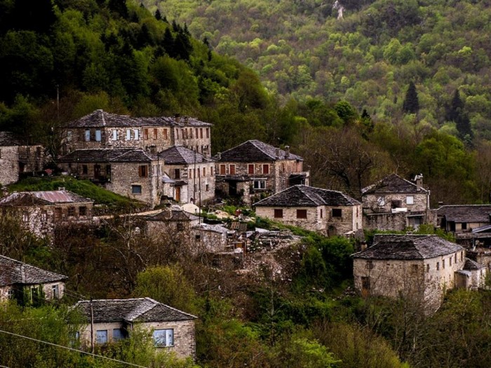 Ο άγνωστος «παράδεισος» των Ιωαννίνων: Ένα κουκλίστικο χωριό που ελάχιστοι γνωρίζουν Ο άγνωστος «παράδεισος» των Ιωαννίνων: Ένα κουκλίστικο χωριό που ελάχιστοι γνωρίζουν