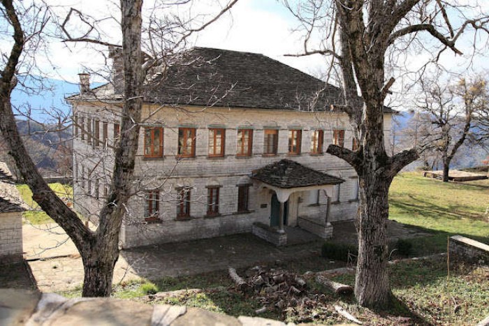 12 ελληνικά χωριά που πρέπει να επισκεφτείς μια φορά στη ζωή σου