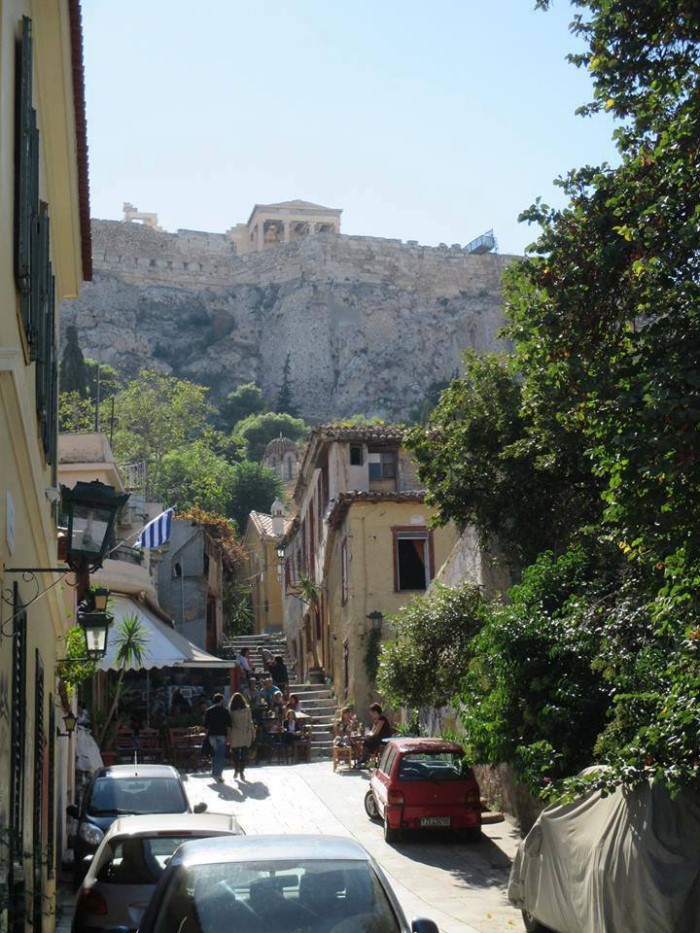 Η γειτονιά των ονείρων: Η πιο παλιά αλλά και πιο όμορφη συνοικία της Αθήνας έχει ιστορία 3.500 χρόνων! Η γειτονιά των ονείρων: Η πιο παλιά αλλά και πιο όμορφη συνοικία της Αθήνας έχει ιστορία 3.500 χρόνων!