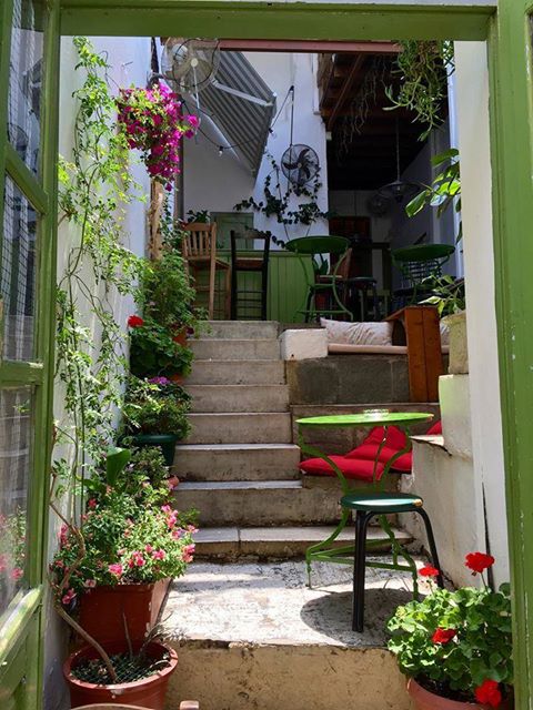 Η γειτονιά των ονείρων: Η πιο παλιά αλλά και πιο όμορφη συνοικία της Αθήνας έχει ιστορία 3.500 χρόνων!