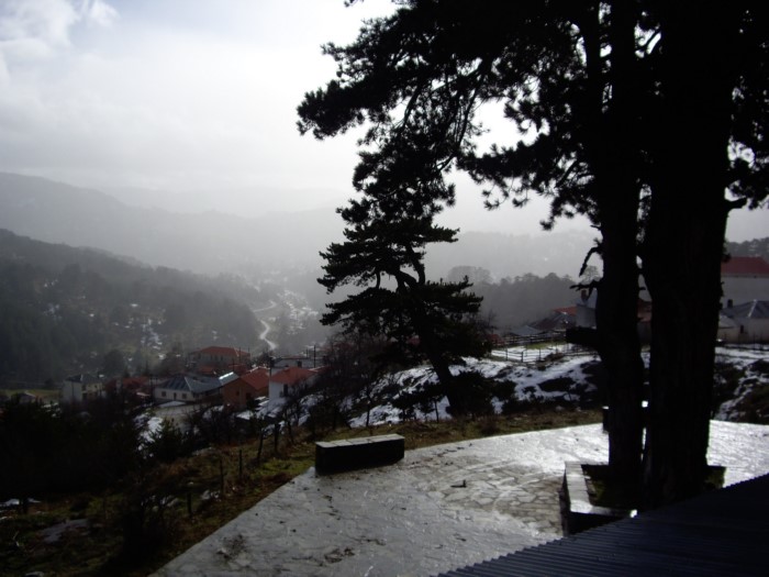 7 ελληνικά εναλλακτικά χωριά για ονειρικές διακοπές. Οι κρυμμένοι θησαυροί που πρέπει οπωσδήποτε να επισκεφθείς