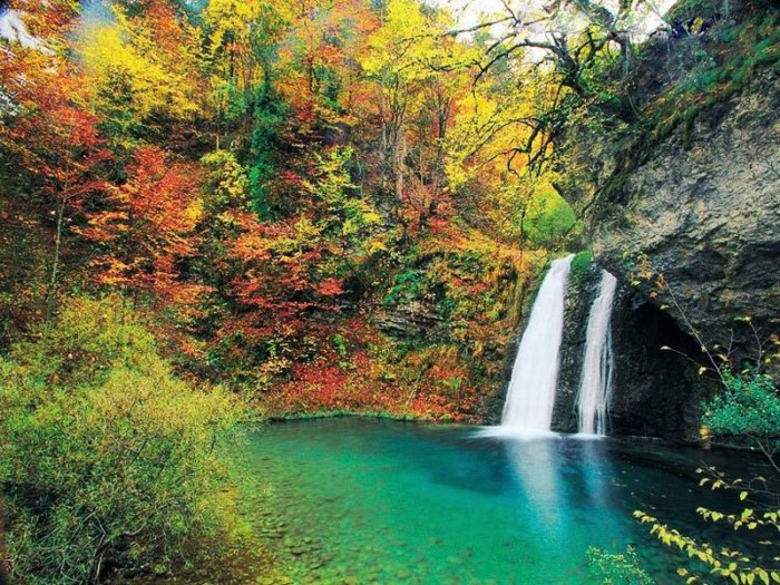 Τα πιο εντυπωσιακά μέρη το Φθινόπωρο στην Ελλάδα σε 32 εικόνες που μαγεύουν