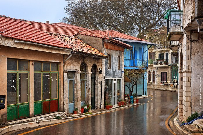 Ανδρίτσαινα: η «πέτρινη» αρχόντισσα της Ηλείας Ανδρίτσαινα: η «πέτρινη» αρχόντισσα της Ηλείας