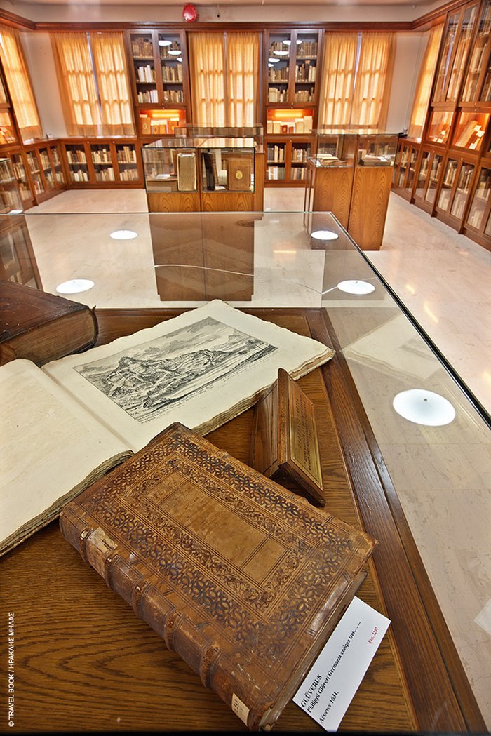 Ανδρίτσαινα: η «πέτρινη» αρχόντισσα της Ηλείας Ανδρίτσαινα: η «πέτρινη» αρχόντισσα της Ηλείας