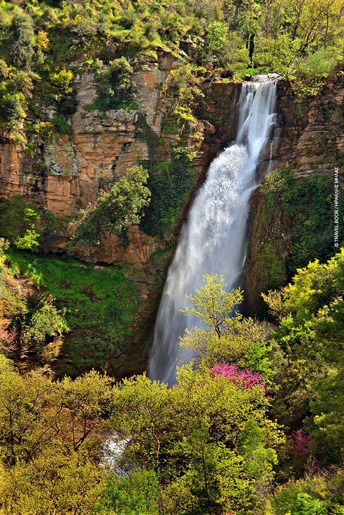 Ανδρίτσαινα: η «πέτρινη» αρχόντισσα της Ηλείας Ανδρίτσαινα: η «πέτρινη» αρχόντισσα της Ηλείας