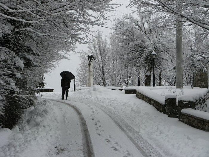 dinfo.gr - 30 μαγικές φωτογραφίες που αποδεικνύουν ότι η Ελλάδα γίνεται πιο όμορφη όταν χιονίζει.. 