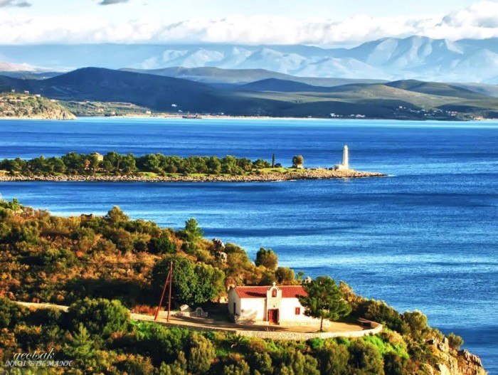 Ο πιο ρομαντικός προορισμός στην Πελοπόννησο είναι μια υπέροχη πόλη που θυμίζει.. νησί