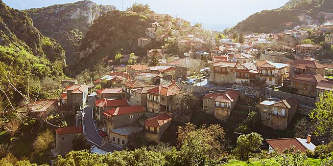 Αυτά είναι τα Ωραιότερα Χωριά της Αρκαδίας για να Επισκεφτείτε τον Οκτώβριο!