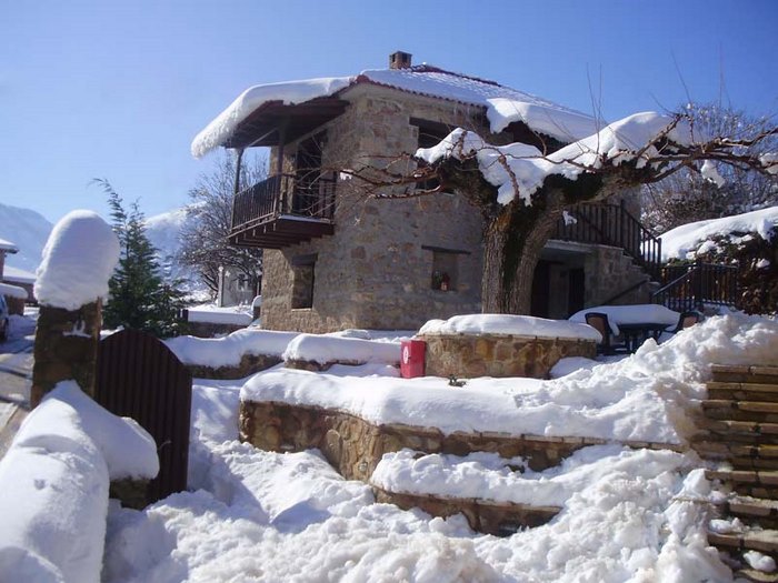 Αλπικό τοπίο μόλις μιάμιση ώρα από την Αθήνα; Και όμως υπάρχει! Αλπικό τοπίο μόλις μιάμιση ώρα από την Αθήνα; Και όμως υπάρχει!