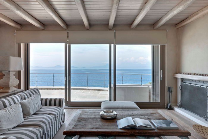 Το εντυπωσιακό σπίτι στο Πήλιο με την απίστευτη θέα στη θάλασσα! Το εντυπωσιακό σπίτι στο Πήλιο με την απίστευτη θέα στη θάλασσα!