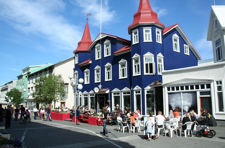 Στην Ισλανδία τα Χριστούγεννα κάνουν δώρα μόνο βιβλία. Διαβάστε περισσότερα για αυτό το υπέροχο έθιμο