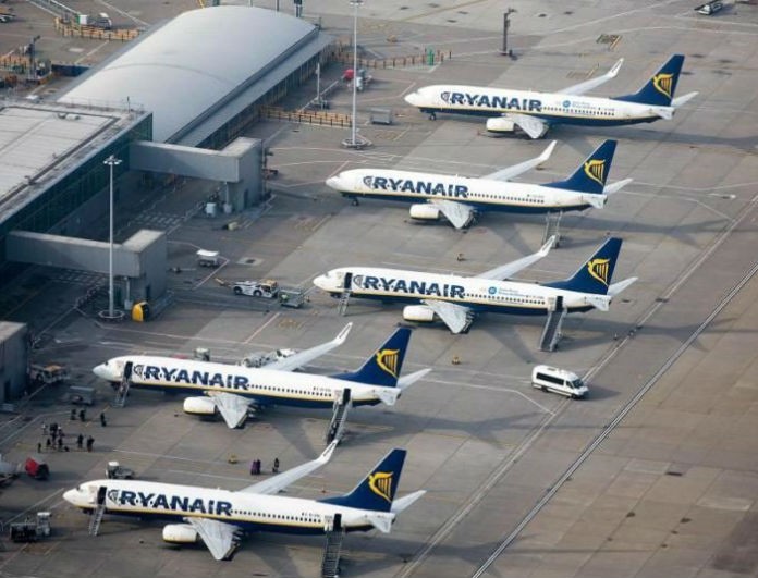 Ryanair: Ετοιμαστείτε για εξωτερικό! Χριστουγεννιάτικες διακοπές μόνο με 9,99€!