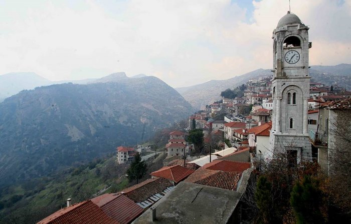 Η ορεινή Ελλάδα στα καλύτερά της: Το ξακουστό χωριό με τα πετρόκτιστα αρχοντικά και το μοναδικό φυσικό τοπίο! Η ορεινή Ελλάδα στα καλύτερά της: Το ξακουστό χωριό με τα πετρόκτιστα αρχοντικά και το μοναδικό φυσικό τοπίο!