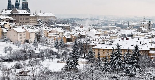 25 φωτογραφίες της χιονισμένης Πράγας που θα σας κάνουν να την ερωτευτείτε! Αν δεν το έχετε ήδη κάνει..