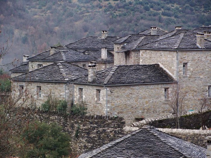 Ζαγοροχώρια: Σαράντα έξι πανέμορφα χωριά σκαρφαλωμένα στα βουνά των Ιωαννίνων Ζαγοροχώρια: Σαράντα έξι πανέμορφα χωριά σκαρφαλωμένα στα βουνά των Ιωαννίνων