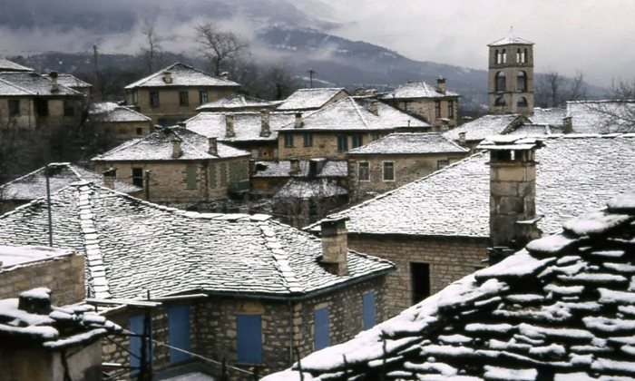 Ζαγοροχώρια: Σαράντα έξι πανέμορφα χωριά σκαρφαλωμένα στα βουνά των Ιωαννίνων Ζαγοροχώρια: Σαράντα έξι πανέμορφα χωριά σκαρφαλωμένα στα βουνά των Ιωαννίνων