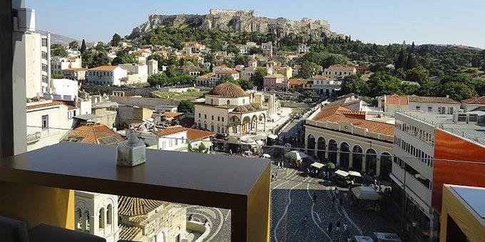 Επτά ζεστά café για να απολαύσεις τον καφέ σου με θέα την Αθήνα.