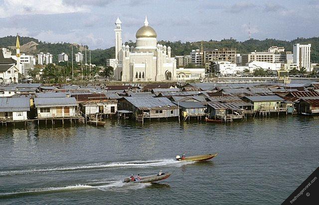 tilestwra.gr - 10 υπέροχα χωριά που επιπλέουν στο νερό tilestwra.gr - 10 υπέροχα χωριά που επιπλέουν στο νερό
