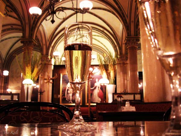 tilestwra.gr - Τα 10 ωραιότερα cafes στον κόσμο! tilestwra.gr - Τα 10 ωραιότερα cafes στον κόσμο!