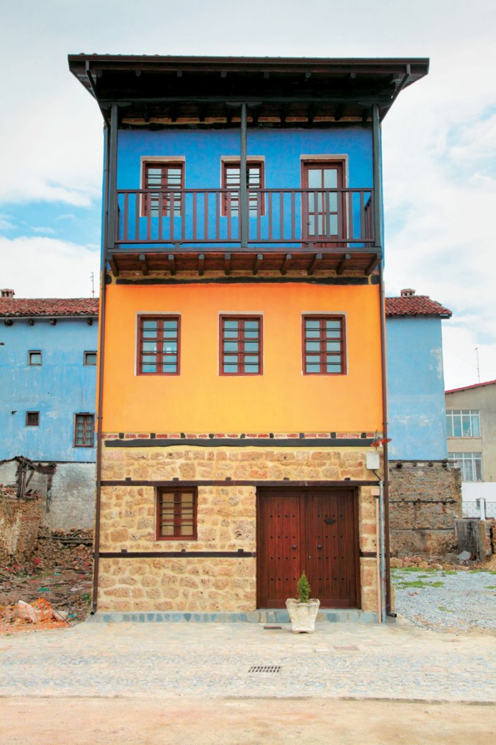 Το "Μάντσεστερ της Ελλάδας": Η παραμυθένια πόλη με τα ποτάμια, τους καταρράκτες και τα Το "Μάντσεστερ της Ελλάδας": Η παραμυθένια πόλη με τα ποτάμια, τους καταρράκτες αλλά και τα ομορφότερα παλιά σπίτια!