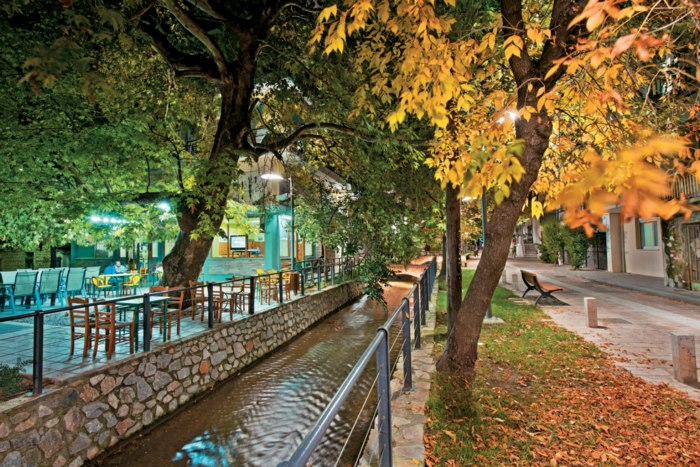 Το "Μάντσεστερ της Ελλάδας": Η παραμυθένια πόλη με τα ποτάμια, τους καταρράκτες και τα Το "Μάντσεστερ της Ελλάδας": Η παραμυθένια πόλη με τα ποτάμια, τους καταρράκτες αλλά και τα ομορφότερα παλιά σπίτια!