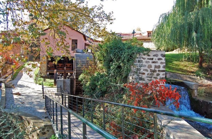 Το "Μάντσεστερ της Ελλάδας": Η παραμυθένια πόλη με τα ποτάμια, τους καταρράκτες και τα Το "Μάντσεστερ της Ελλάδας": Η παραμυθένια πόλη με τα ποτάμια, τους καταρράκτες αλλά και τα ομορφότερα παλιά σπίτια!