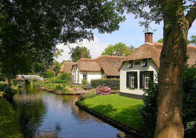 tilestwra.gr - 10 υπέροχα χωριά που επιπλέουν στο νερό tilestwra.gr - 10 υπέροχα χωριά που επιπλέουν στο νερό