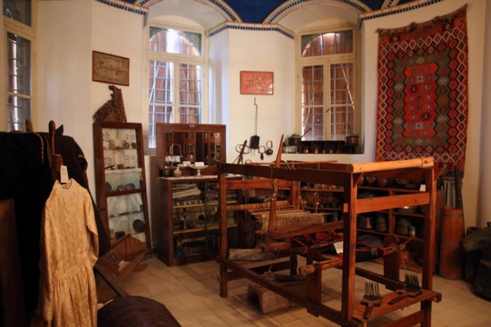 Η αρχαιότερη βιβλιοθήκη της Ελλάδας βρίσκεται σε ένα ορεινό χωριό μόλις 342 κατοίκων