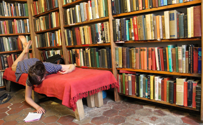 Το πιο μαγικό βιβλιοπωλείο του κόσμου βρίσκεται στο Παρίσι! Το πιο μαγικό βιβλιοπωλείο του κόσμου βρίσκεται στο Παρίσι!